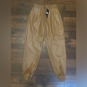 Venti 6 joggers size large in camel.  New with tags. Faux leather